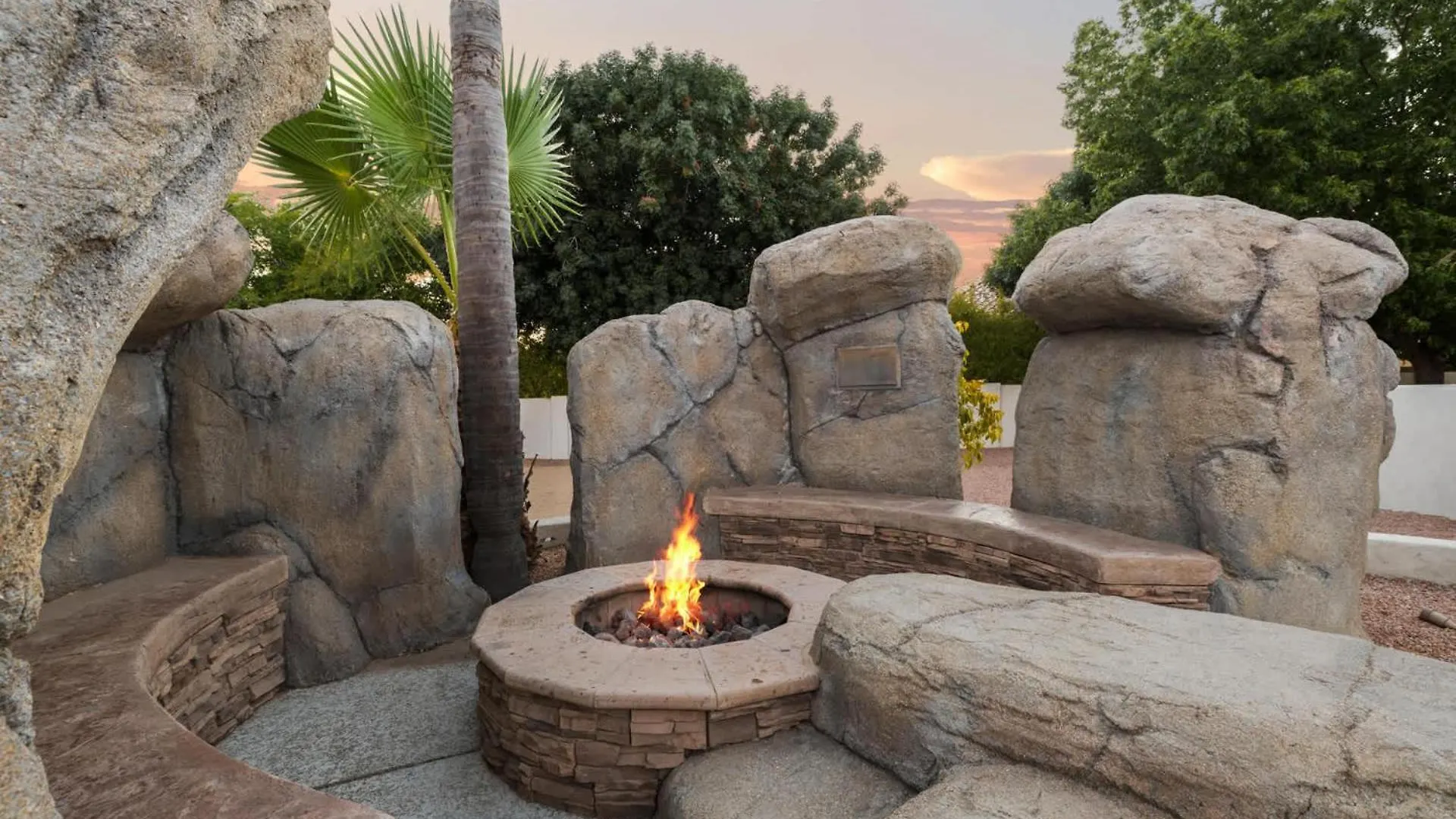 Sweetwater Luxury Home - Pool Spa Volleyball & More Scottsdale